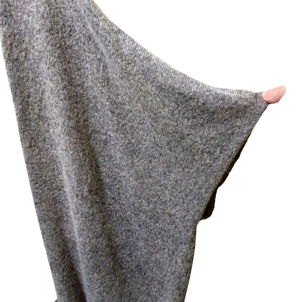 k. by kersh Women's Gray Short Sleeve Cardigan W/ White Heart on Back Size XL - Picture 4 of 10